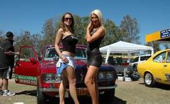 万象城游戏娱乐网址app下载 激しい議論の後、ビジネスマンはしばらく待った。